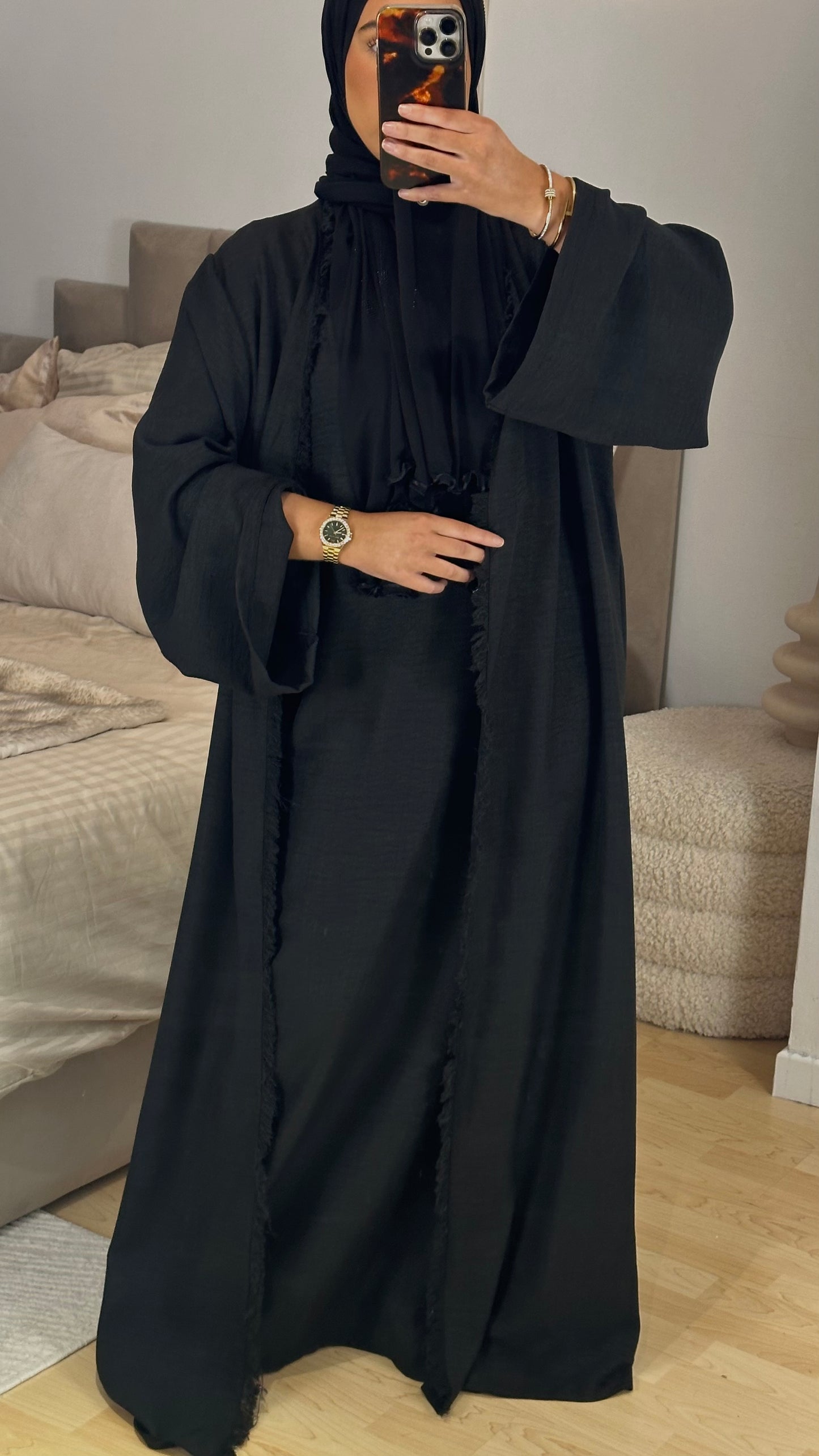 Abaya Layan