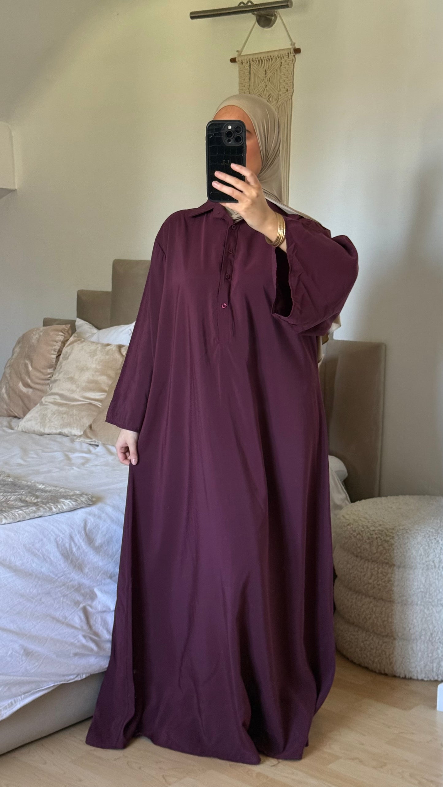 Robe Azra