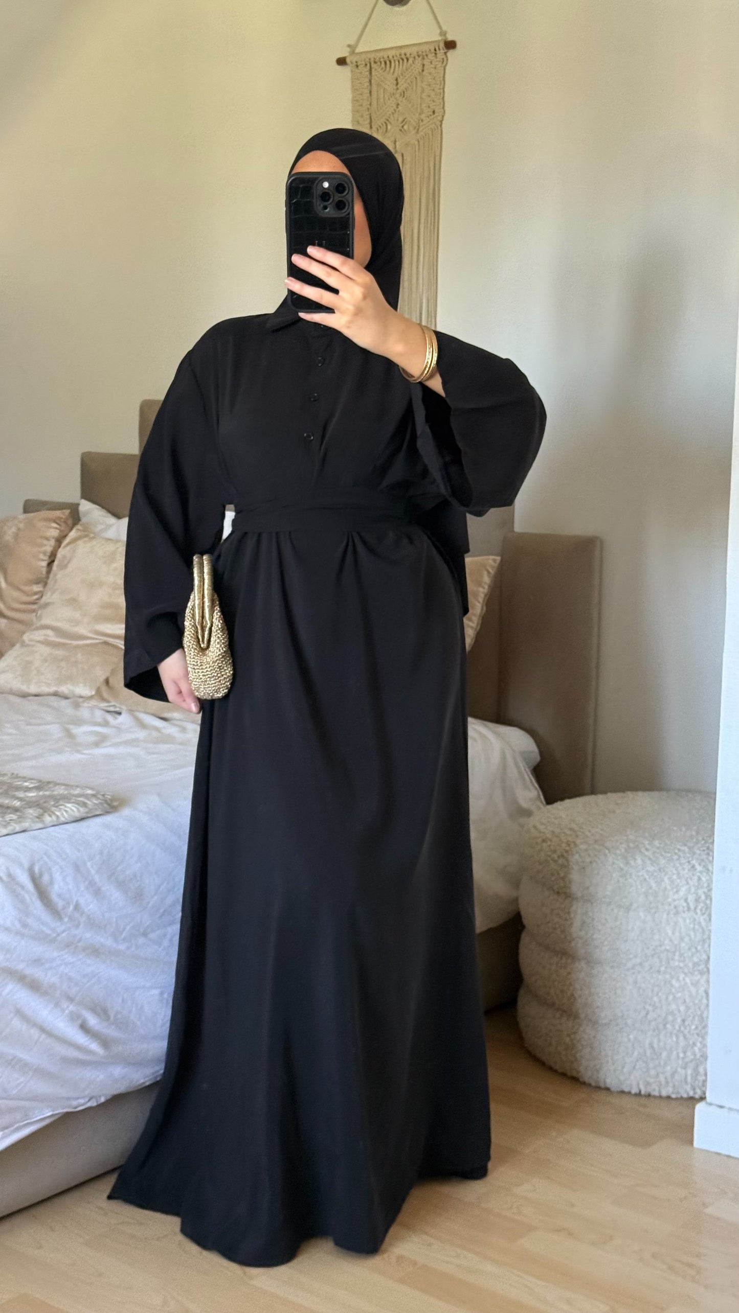 Robe Azra